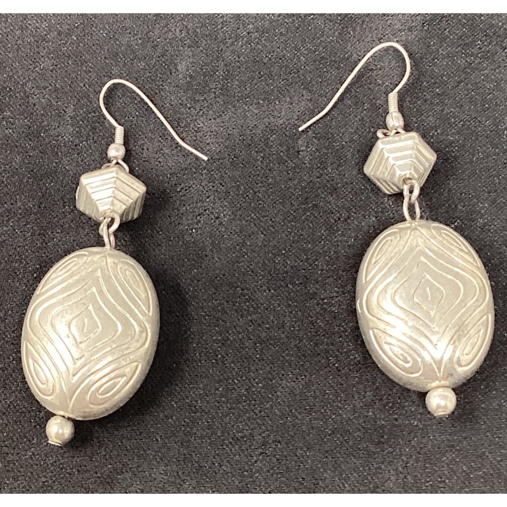 Artisan Silver Tone Oval Drop Earrings Textured Geometric Faceted Bead Dangle